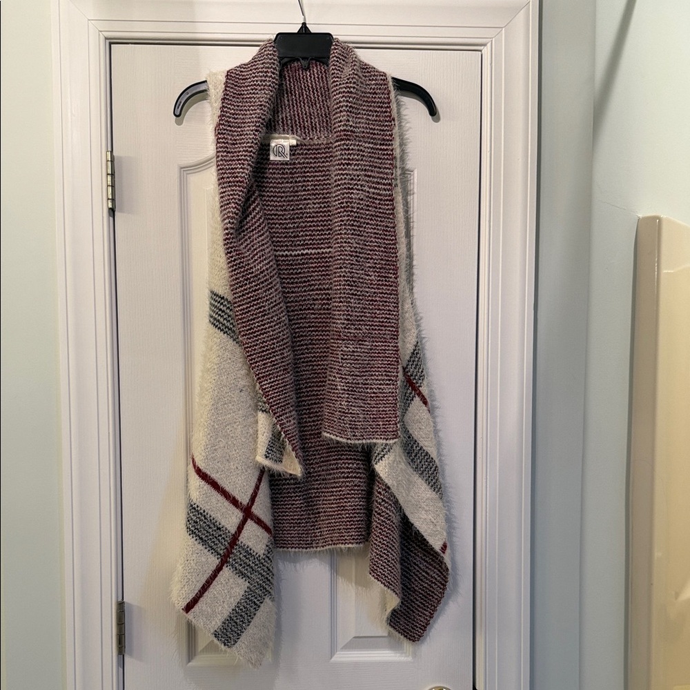 Women's Plaid Open Front Vest